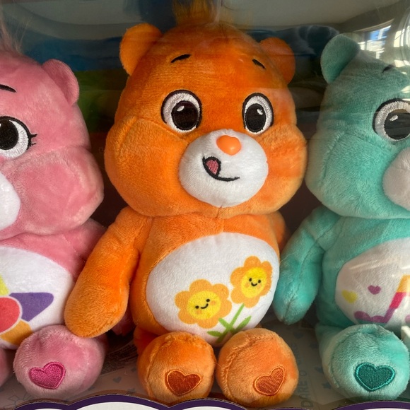 CARE BEARS special edition collector set of 5 plush - Picture 7 of 13